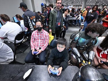 NYCC Side Quest